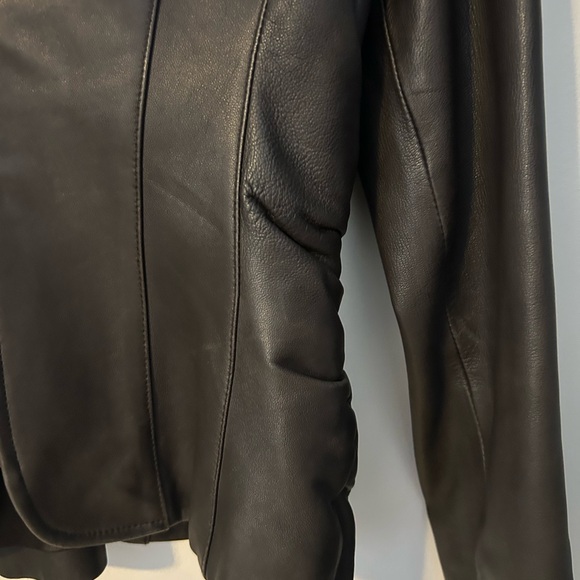 Brown Fine Leather Jacket - Picture 3 of 9